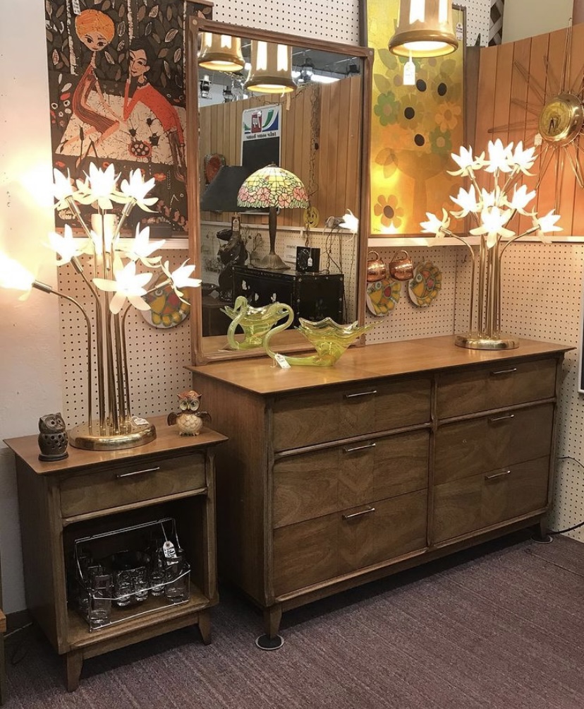 Mid Century for sale, mid century dealer, mid century fresno, mid century clovis